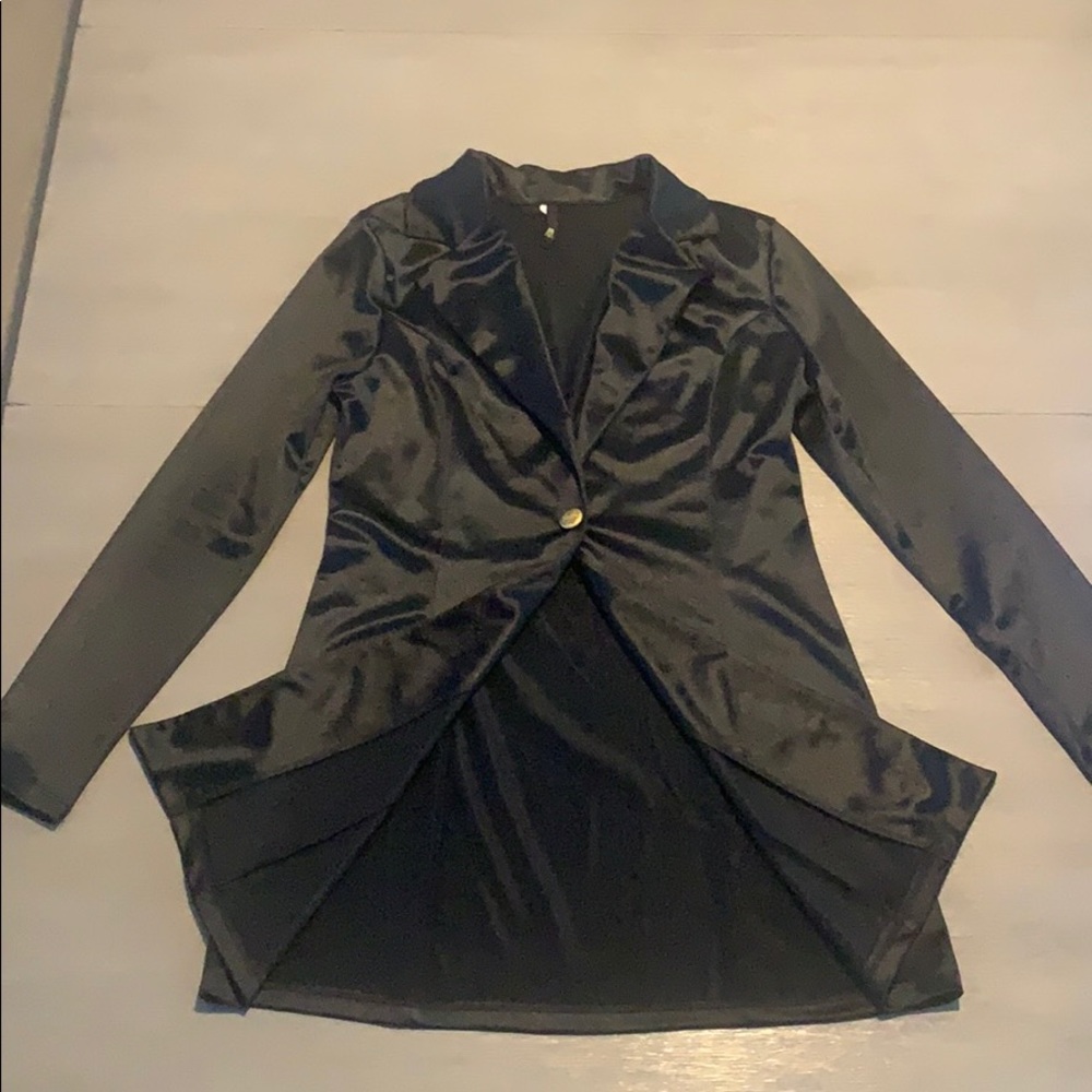 Two- Piece - Picture 3 of 5